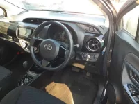 Toyota VITZ лот № 30010 оценка 3  с аукциона в Японии 7