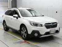 Subaru LEGACY OUTBACK лот № 30084 оценка 4.5  с аукциона в Японии 4