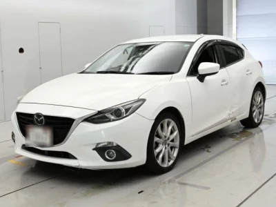 Mazda AXELA  с аукциона в Японии