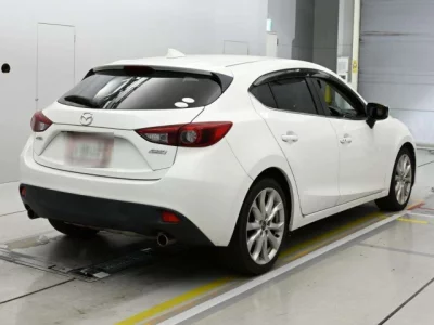 Mazda AXELA  с аукциона в Японии