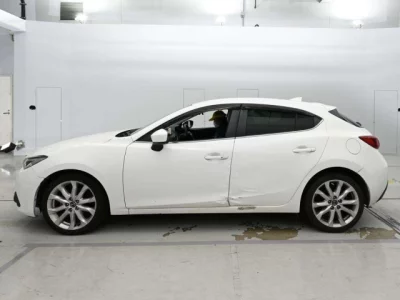 Mazda AXELA  с аукциона в Японии