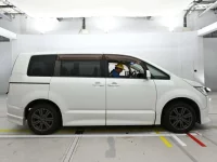 Mitsubishi DELICA D5 лот № 90099 оценка 3.5  с аукциона в Японии 2