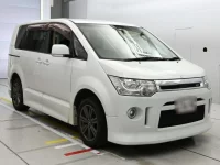 Mitsubishi DELICA D5 лот № 90099 оценка 3.5  с аукциона в Японии 4