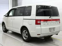 Mitsubishi DELICA D5 лот № 90286 оценка 3  с аукциона в Японии 5