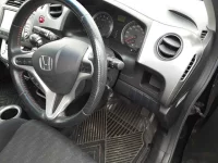 Honda STREAM лот № 30354 оценка 3.5  с аукциона в Японии 8