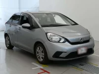 Honda FIT лот № 20019 оценка 3  с аукциона в Японии 4