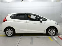 Honda FIT лот № 30091 оценка 4.5  с аукциона в Японии 2