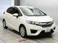 Honda FIT лот № 30091 оценка 4.5  с аукциона в Японии 4
