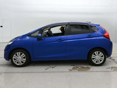 Honda FIT  с аукциона в Японии