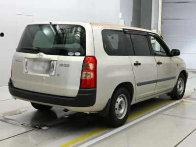 Toyota SUCCEED