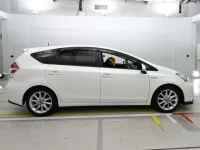 Toyota PRIUS ALPHA лот № 30027 оценка RA  с аукциона в Японии 2