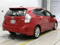 Toyota PRIUS ALPHA лот № 30065 оценка 3.5  с аукциона в Японии 1