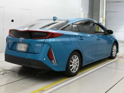 Toyota Prius PHV