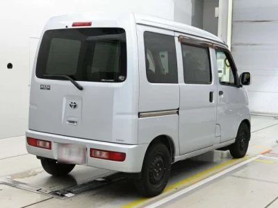 Toyota Pixis Van
