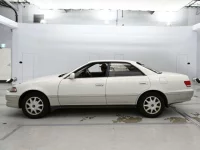 Toyota MARK II лот № 30079 оценка R  с аукциона в Японии 3