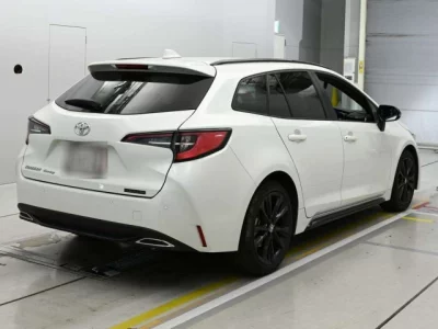 Toyota COROLLA TOURING  с аукциона в Японии