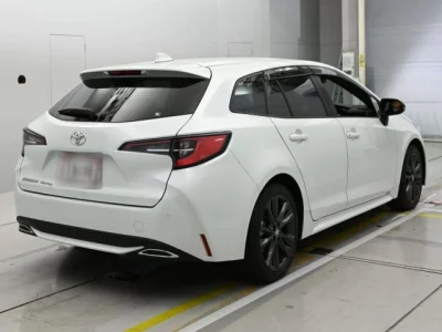 Toyota COROLLA TOURING  с аукциона в Японии