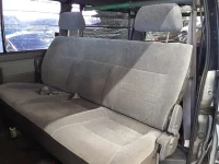 Toyota HIACE VAN лот № 40067 оценка 3  с аукциона в Японии 10