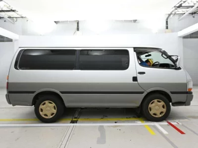 Toyota HIACE VAN  с аукциона в Японии