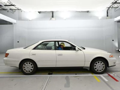 Toyota MARK II  с аукциона в Японии