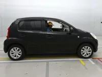 Toyota PASSO лот № 30038 оценка 3.5  с аукциона в Японии 2