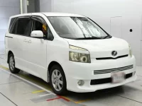 Toyota VOXY лот № 30040 оценка RA  с аукциона в Японии 4