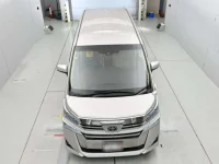 Toyota VELLFIRE лот № 30191 оценка 4  с аукциона в Японии 6