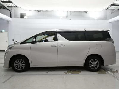 Toyota VELLFIRE  с аукциона в Японии