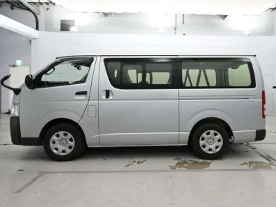 Toyota REGIUS ACE VAN