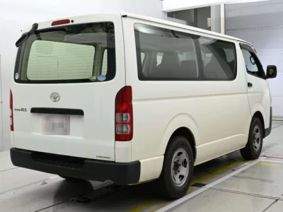 Toyota REGIUS ACE VAN