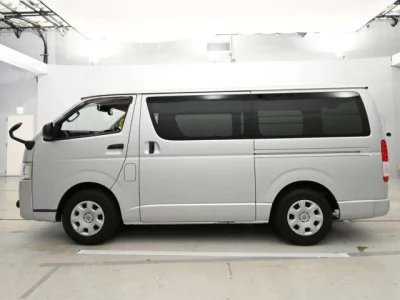 Toyota REGIUS ACE VAN
