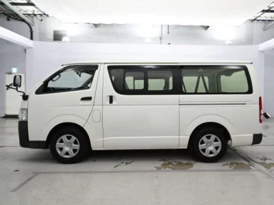 Toyota REGIUS ACE VAN