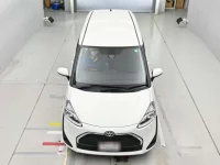 Toyota SIENTA лот № 30025 оценка 4.5  с аукциона в Японии 6
