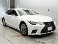 Lexus LS лот № 30031 оценка RA  с аукциона в Японии 4