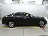 Nissan FUGA лот № 36108 оценка 4.5  с аукциона в Японии 1