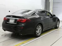 Nissan FUGA лот № 36064 оценка 4.5  с аукциона в Японии 1