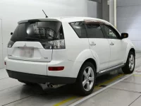 Mitsubishi OUTLANDER лот № 30242 оценка RA  с аукциона в Японии 1