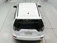 Mitsubishi OUTLANDER лот № 30242 оценка RA  с аукциона в Японии 7