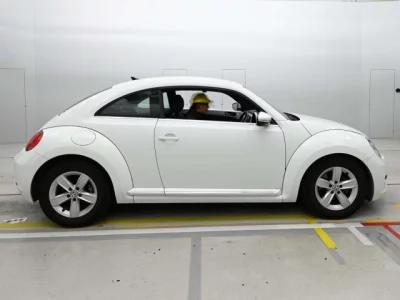 Volkswagen THE BEETLE
