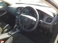 Volvo V40 лот № 90125 оценка 3.5  с аукциона в Японии 8