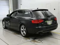 Audi A4 лот № 90222 оценка 4  с аукциона в Японии 5