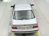 BMW 3-Series лот № 90165 оценка 4  с аукциона в Японии 7