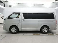 Toyota HIACE VAN лот № 40047 оценка R  с аукциона в Японии 3