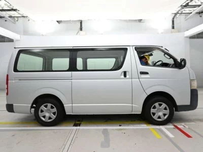 Toyota REGIUS ACE VAN