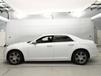 Chrysler 300 лот № 90095 оценка 4  с аукциона в Японии 3