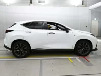 Lexus NX лот № 33096 оценка 3.5  с аукциона в Японии 2