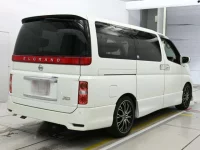 Nissan ELGRAND лот № 30339 оценка 3.5  с аукциона в Японии 1