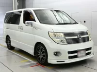 Nissan ELGRAND лот № 30339 оценка 3.5  с аукциона в Японии 4