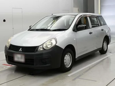 Mitsubishi LANCER VAN