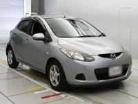 Mazda DEMIO лот № 30333 оценка 3.5  с аукциона в Японии 4